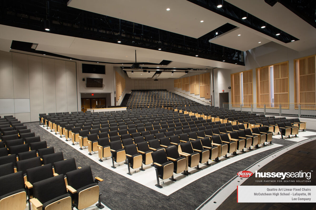Quattro Art Linear fixed auditorium chairs